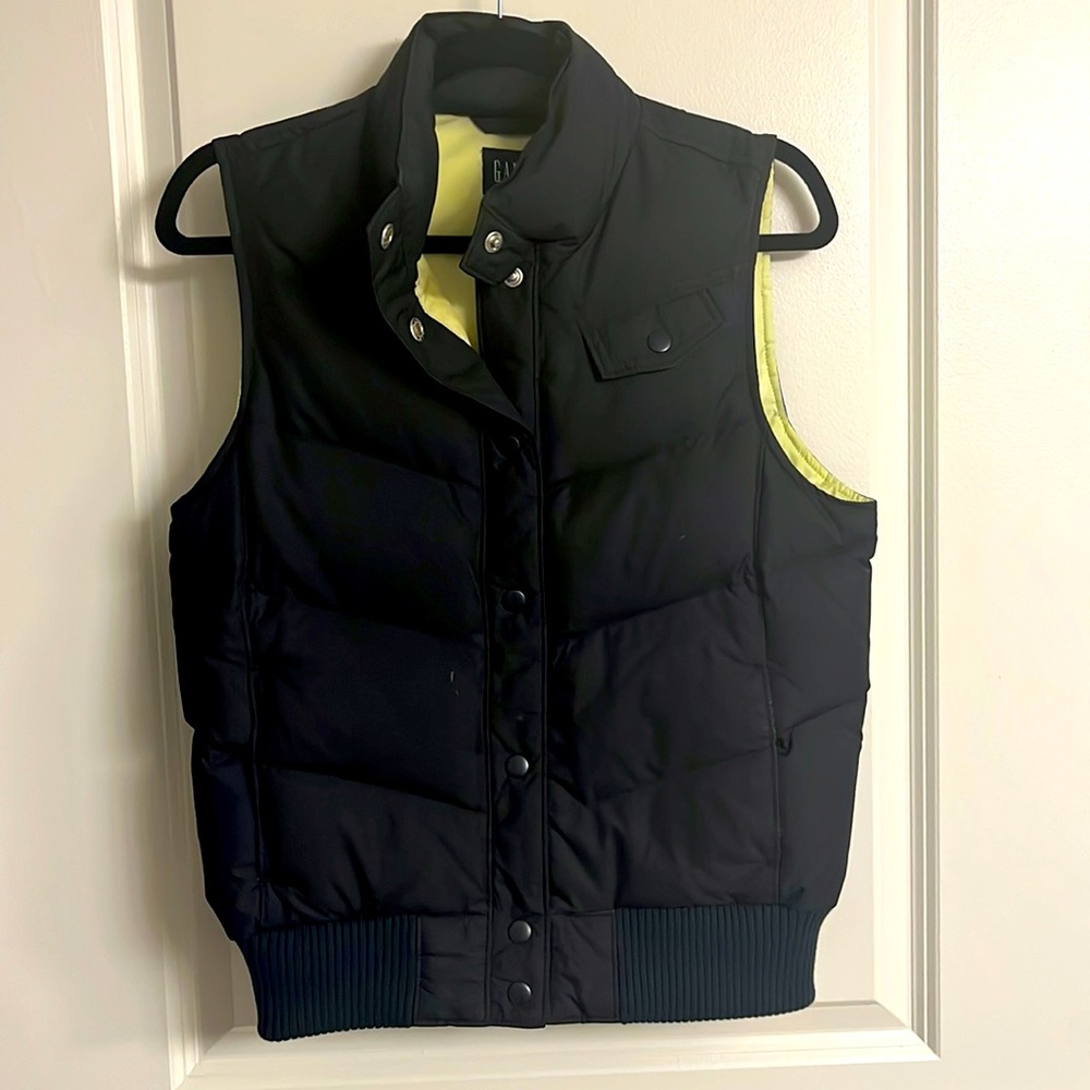 Gap women’s down vest
